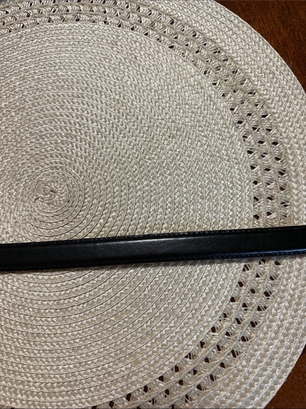 Vintage 1990 Liz Claiborne leather belt